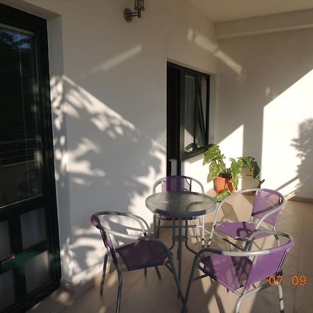 Apartments Suljic - Cash Only Property 스타리 그라드 외부 사진