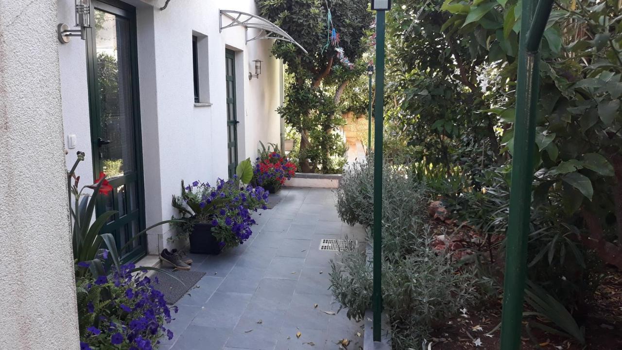 Apartments Suljic - Cash Only Property 스타리 그라드 외부 사진